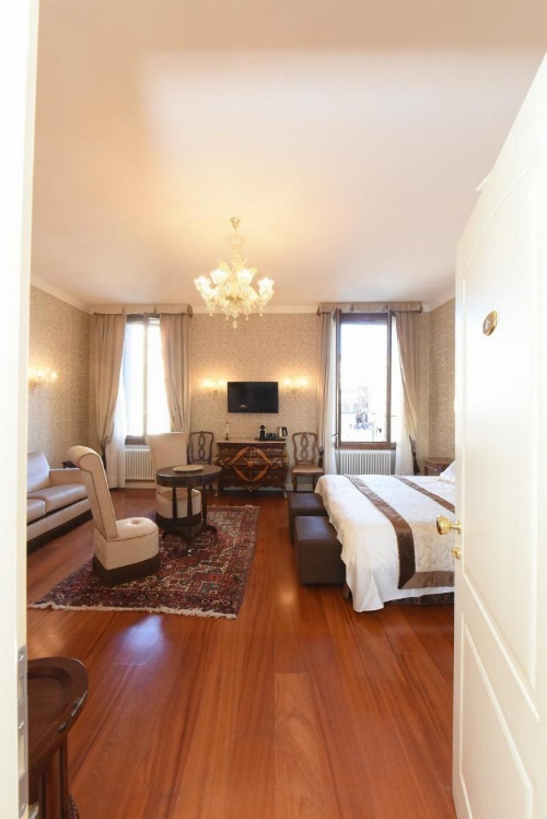 40.17 SAN MARCO image 22